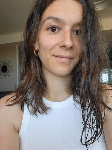 Customer photo review of Faux piercing Léa