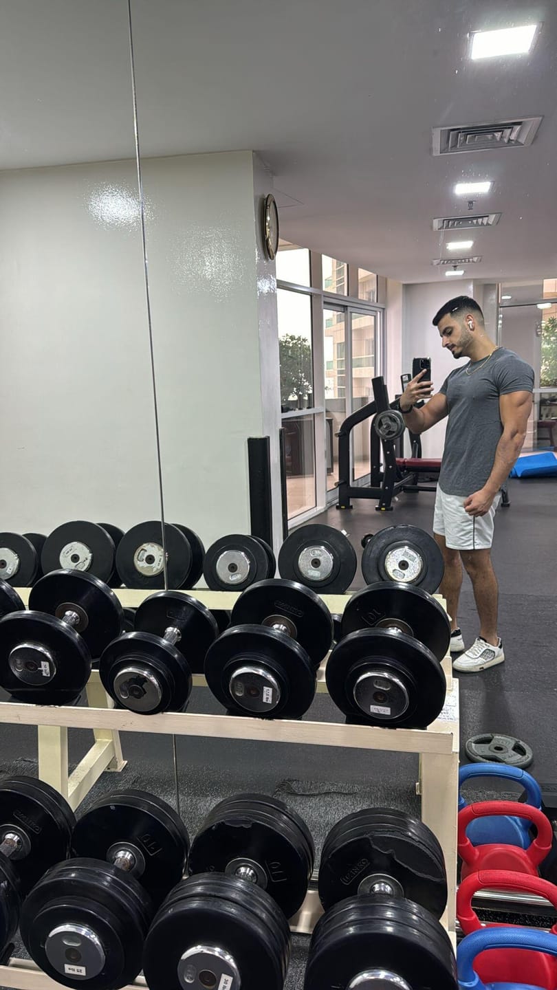 Customer photo review of החולצה המבליטה בצבעים