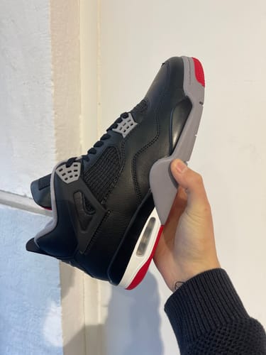 Customer photo review of Jordan 4 Retro Bred Reimagined