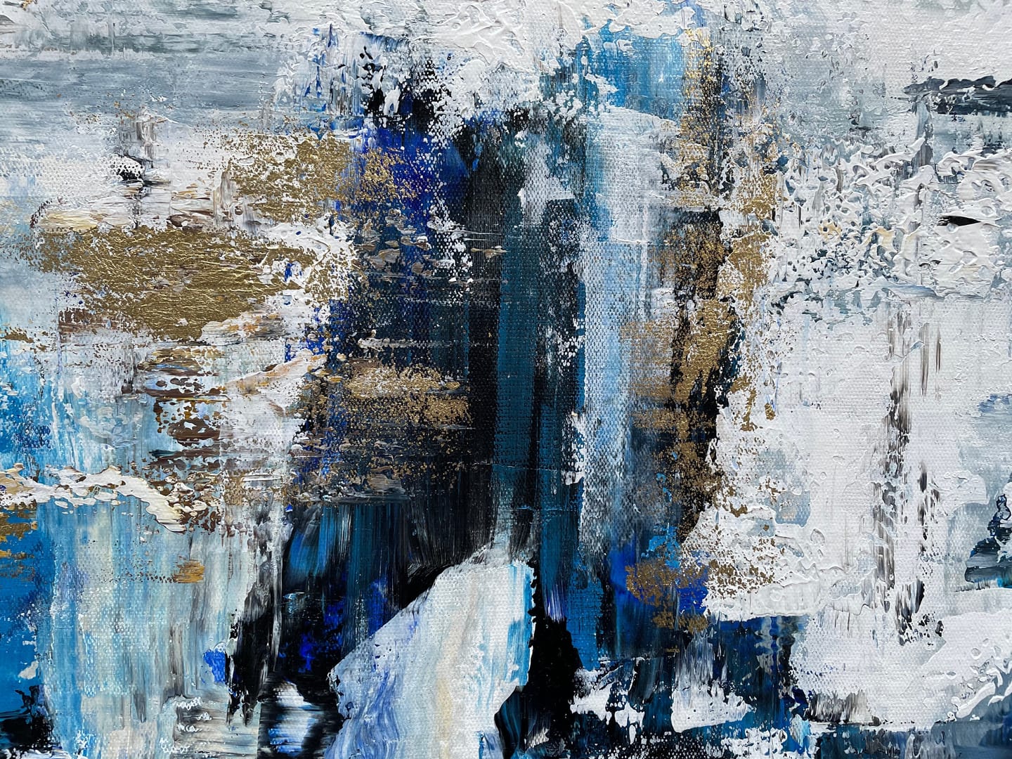 Customer photo review of Urban Tranquility – Luxury Hand-Painted Abstract Canvas Art in Blue, Gray & Gold
