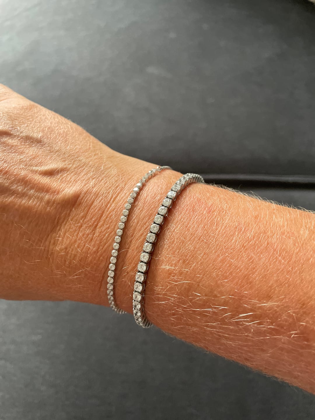 Customer photo review of TENNISBOY BRACELET. - 3MM WHITE GOLD
