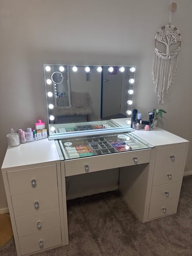 Customer photo review of Table & 2 x Draw Set “Iconic 2”