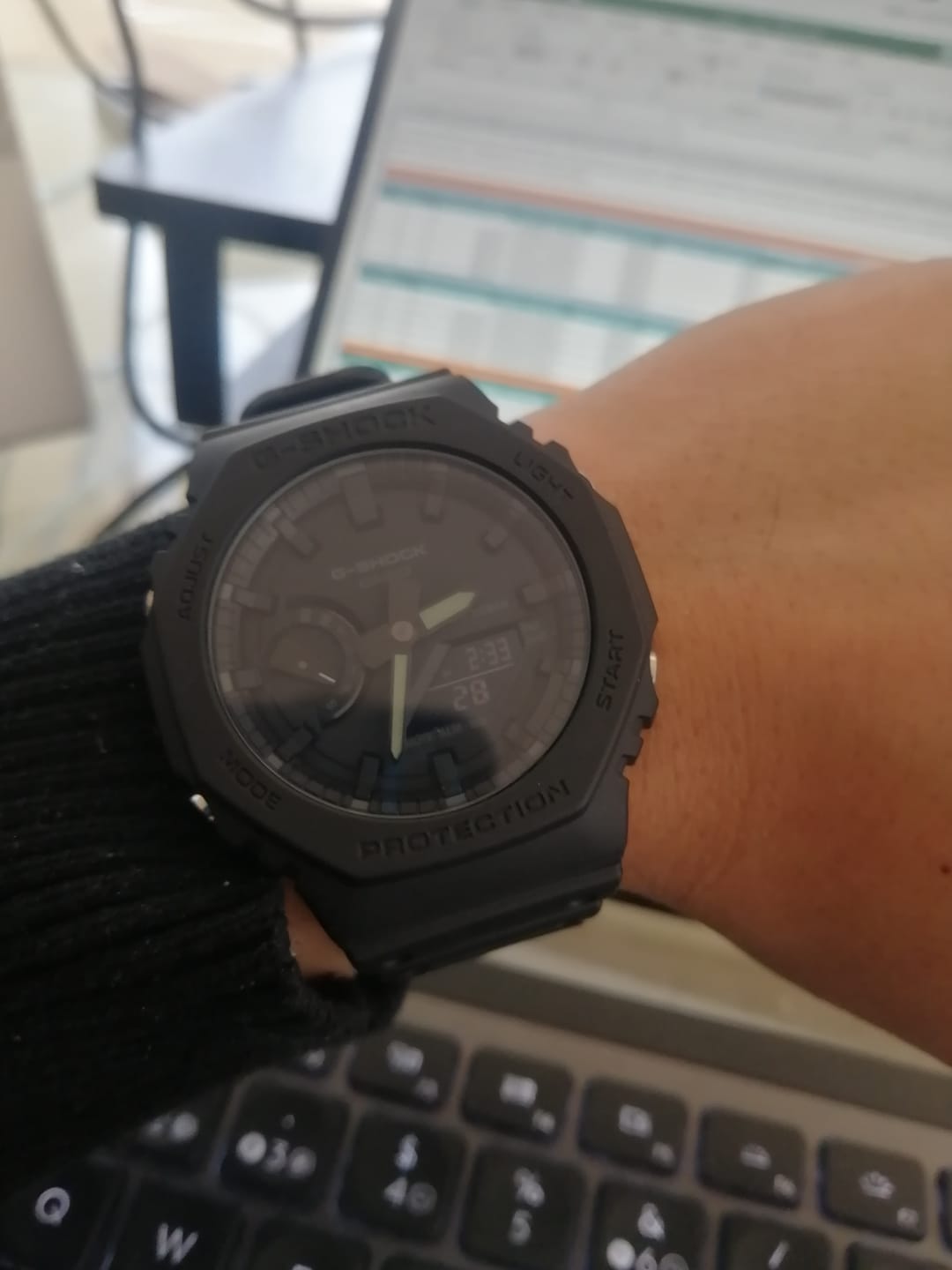 Customer photo review of Reloj Casio G-Shock Royal Oak "Casioak" GA-2100-1A1DR Carbon Core Negro