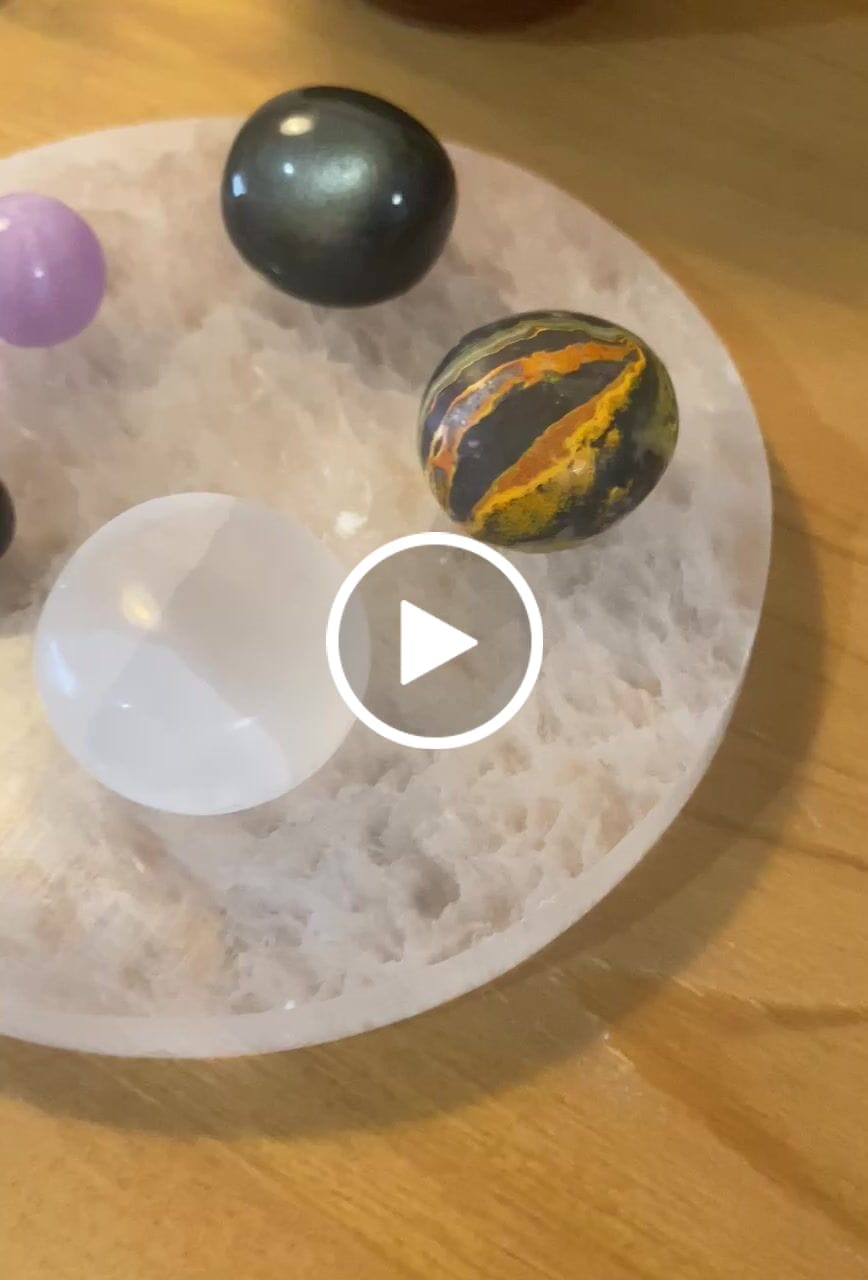Customer video review of Disco de Selenita | Bienestar - Tranquilidad