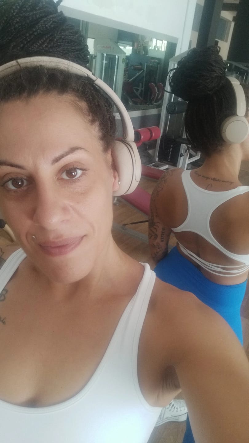 Customer photo review of Top Neith Bianco