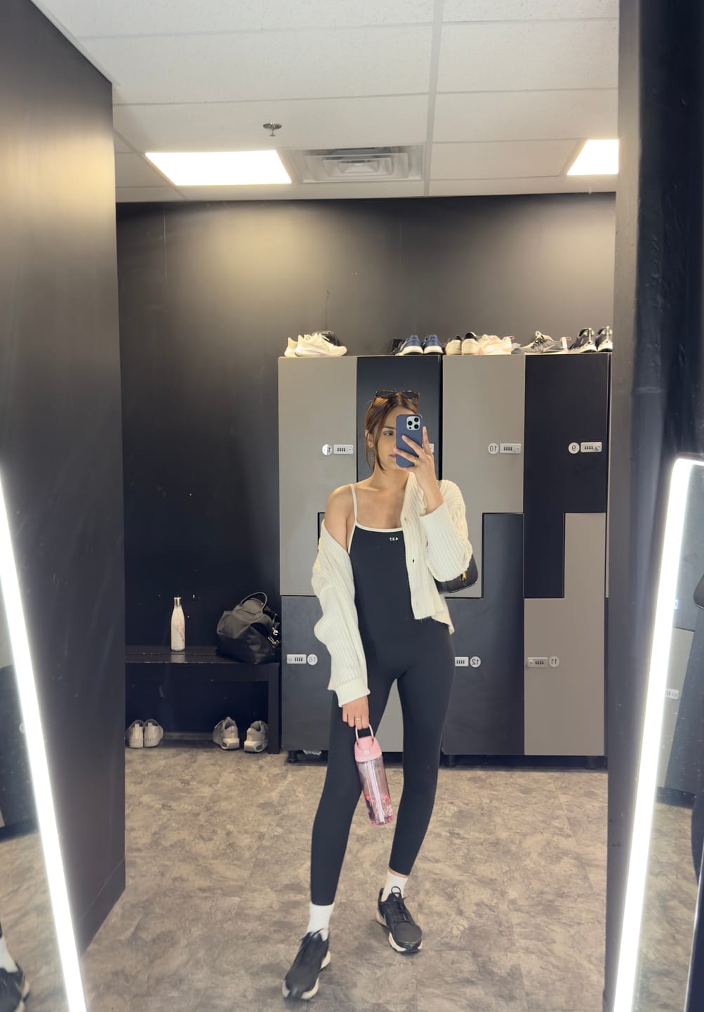 Customer photo review of The Onesie / Black-Crème