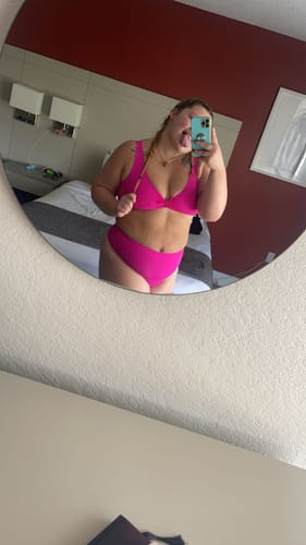 Customer photo review of 'Thrive' High Rise Cheeky Bikini Bottoms