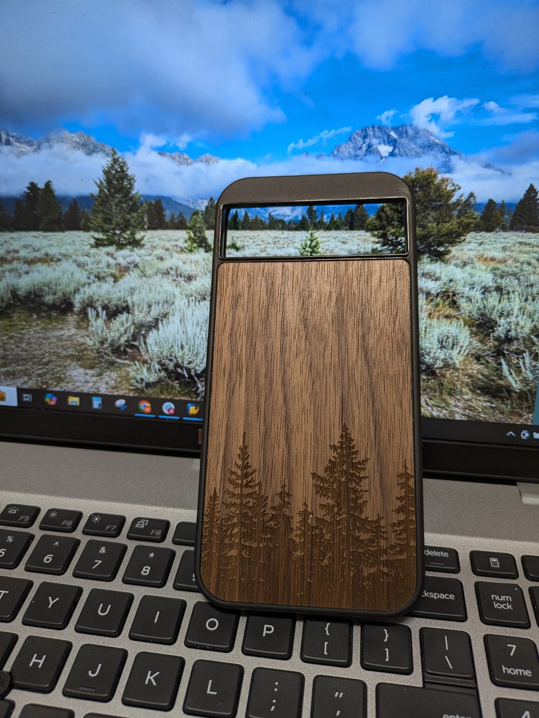 Customer photo review of Woodland - Google Pixel 8A