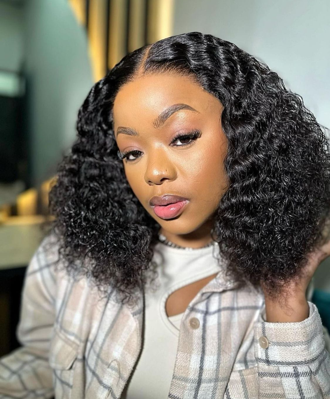 Customer photo review of Brazilian Lace Front Wig Deep Wave - 1B - 10"