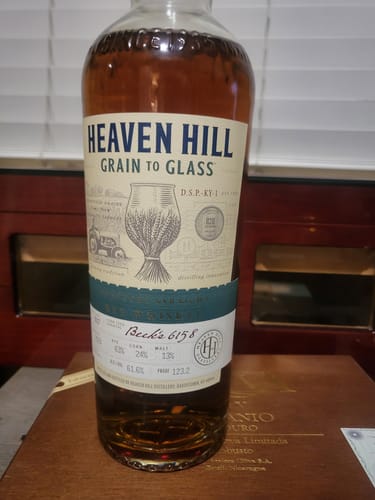 Customer photo review of HEAVEN HILL GRAIN TO GLASS | KENTUCKY STRAIGHT RYE WHISKEY