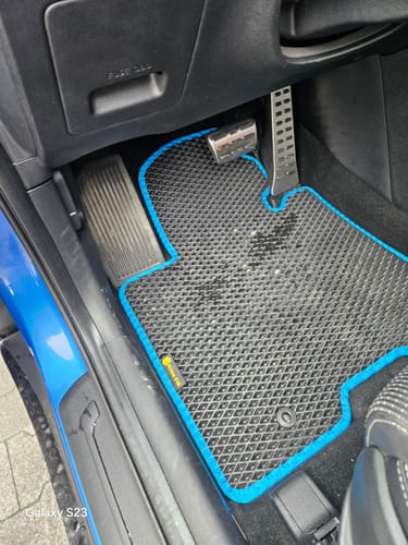 Customer photo review of Dywaniki samochodowe na zamówienie - Przód