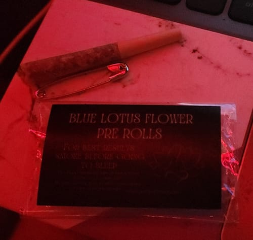 Customer photo review of Blue Lotus Flower Pre Rolls