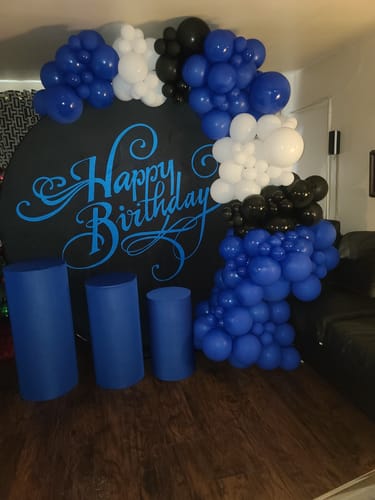 Customer photo review of Happy Birthday Black & Gold Circle Backdrop Cover