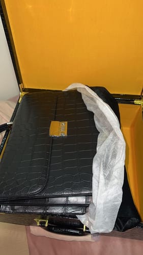 Customer photo review of Genuine Crocodile Leather Briefcase Password Lock Buiness Bag Black