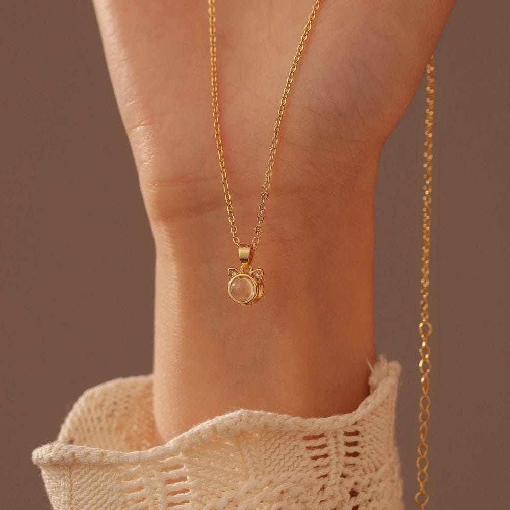 Customer photo review of Cat Photo Necklace
