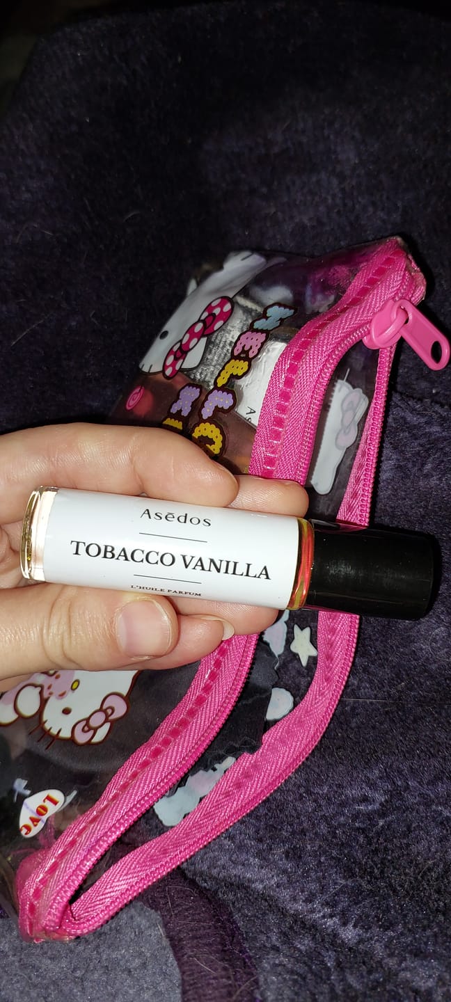 Customer photo review of TOBACCO VANILLA PERFUME OIL