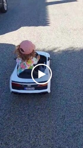 Reseña con vídeo de un cliente sobre Pré-Venda Carro Elétrico para Criança MERCEDES GTR MINI 12v Vermelho c/ RODAS DE BORRACHA & ASSENTO EM PELE
