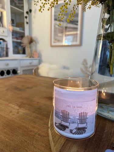 Customer photo review of Rest a Shore Candle