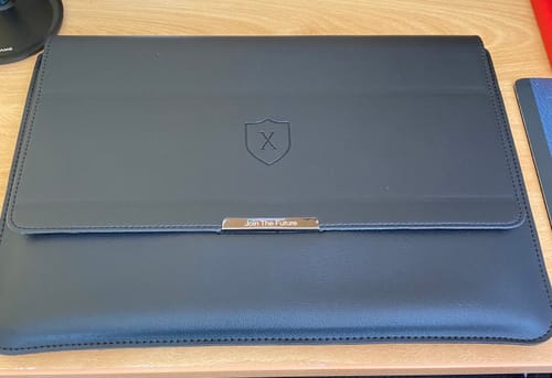Customer photo review of Funda Notebook Smart Case