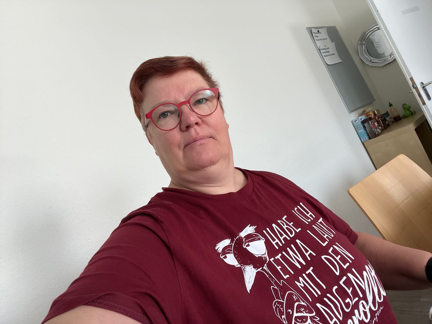 Customer photo review of Einatmen Ausatmen ignorieren  · Herren Premium Bio T-Shirt