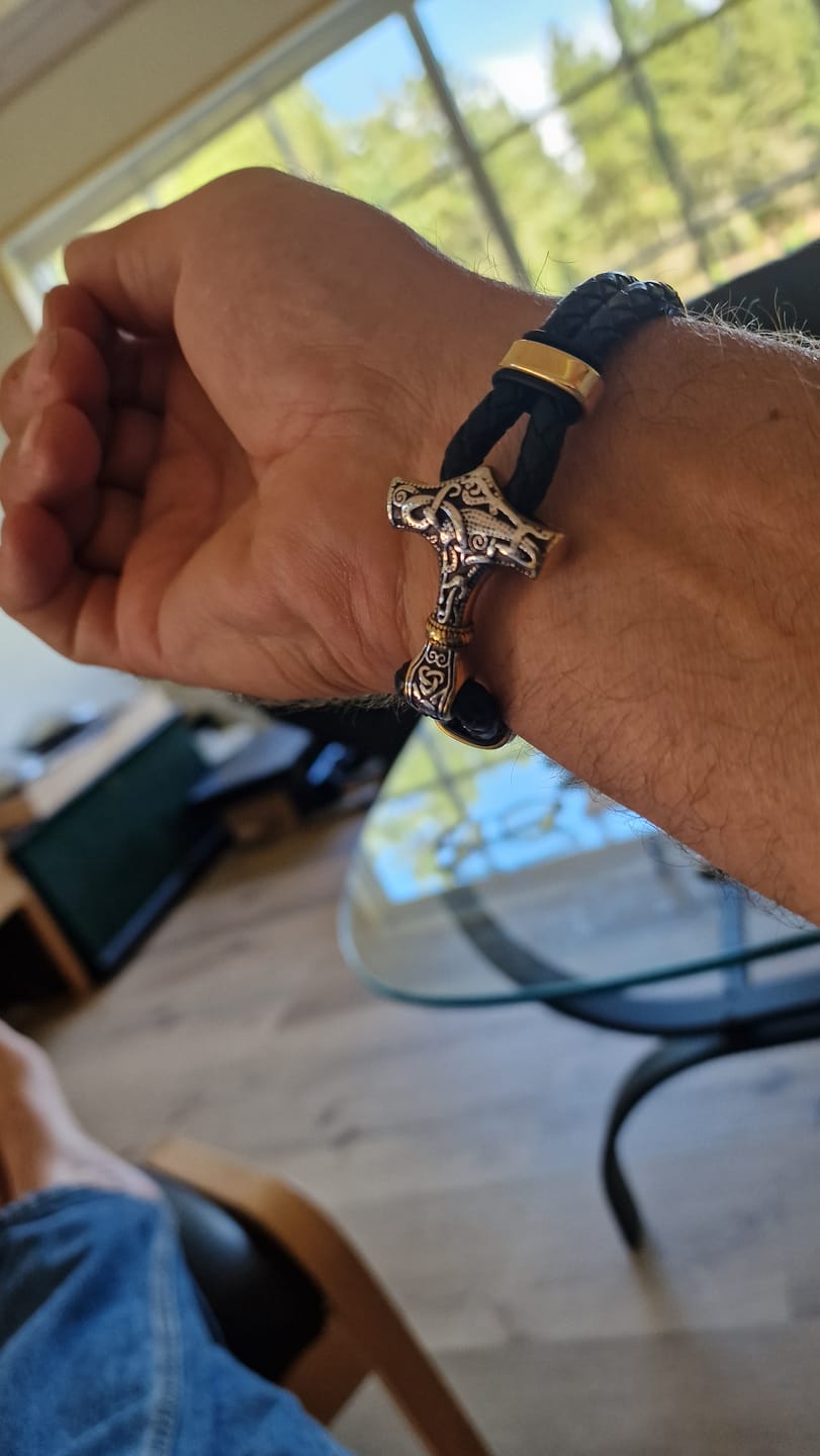 Customer photo review of Thor's Hammer Mjölnir Bracelet