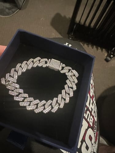 Customer photo review of Prong Link Bracelet  (White Gold) 13mm