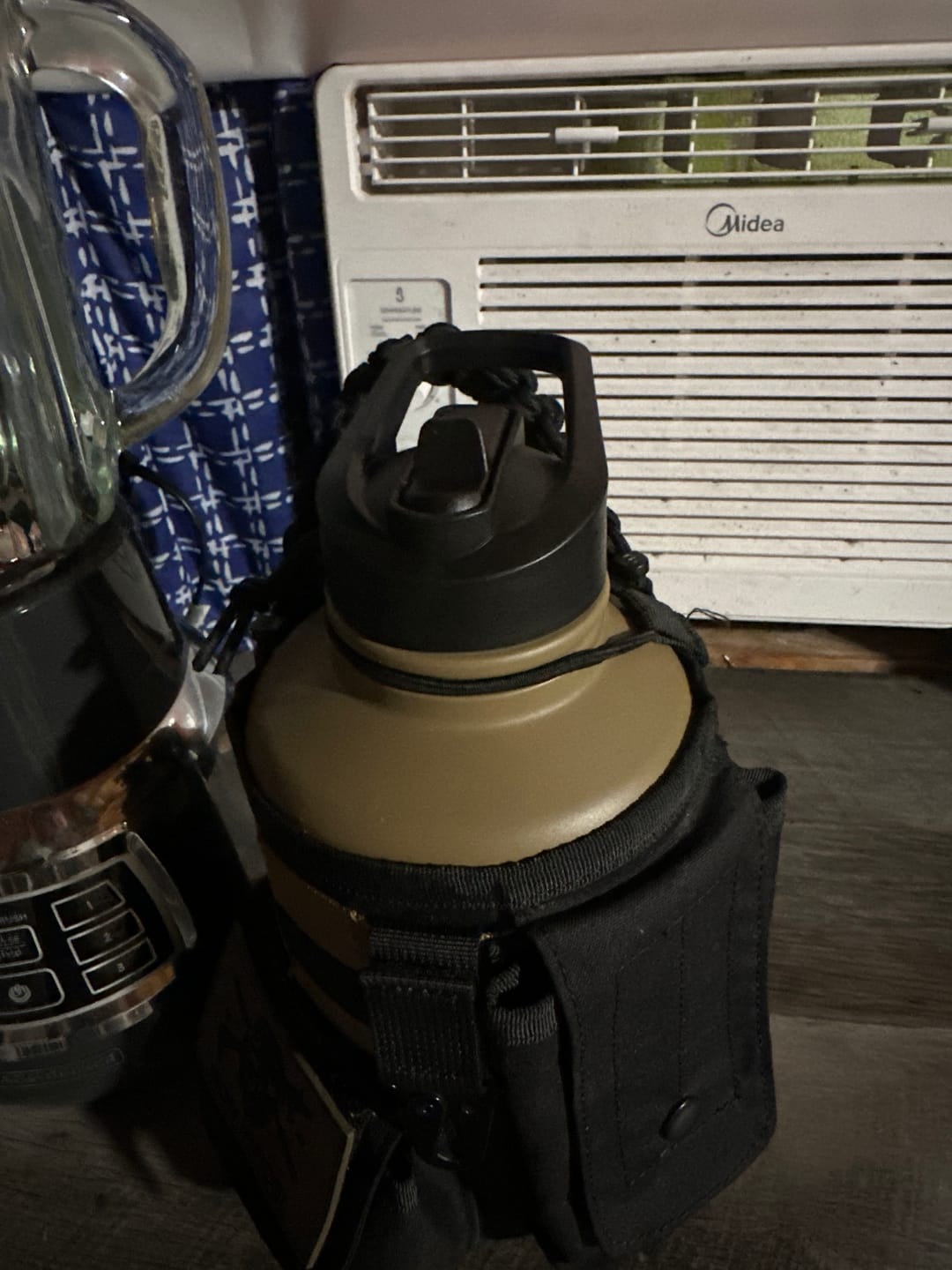 Customer photo review of Straw Lid 32oz & 64oz