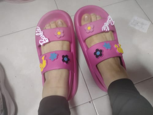 Customer photo review of Barbie Rubber Flowers