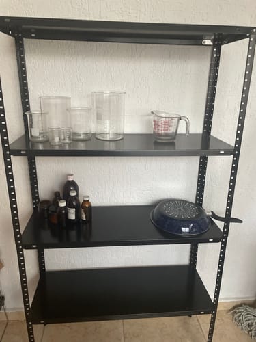 Customer photo review of Anaquel Metalico Industrial 4 Niveles 150*85*30 Color Negro