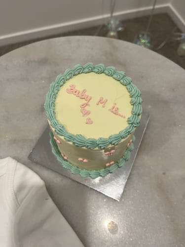 Customer photo review of aroha