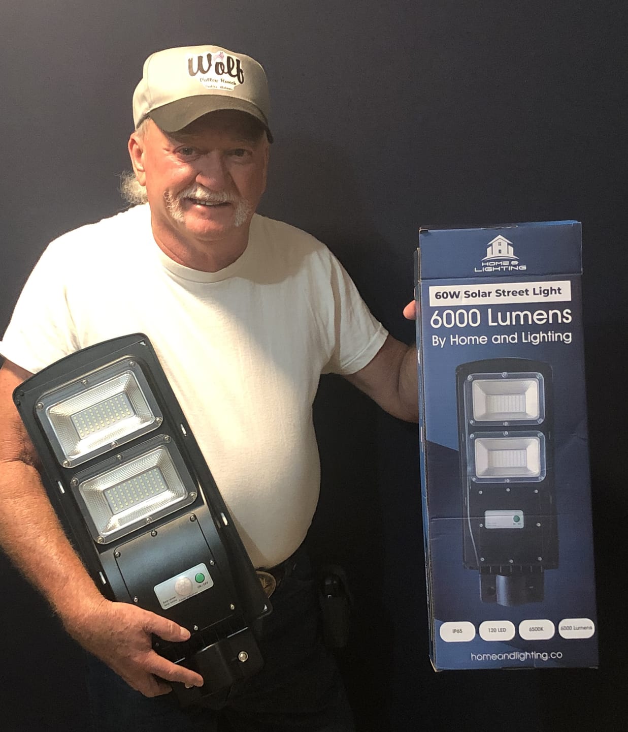 Customer photo review of 60W Solar Street Light 6000 Lumens