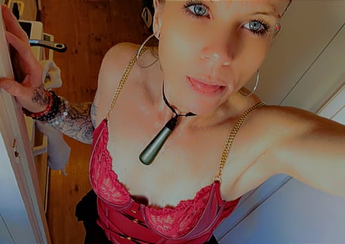 Customer photo review of Amelia Burgundy Set