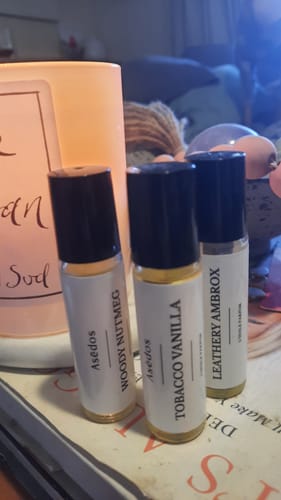 Customer photo review of TOBACCO VANILLA PERFUME OIL