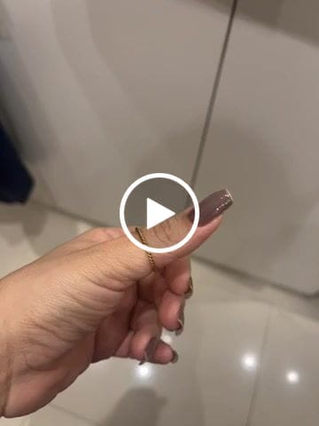 Customer video review of Anel Twist Banhado em Ouro 18K