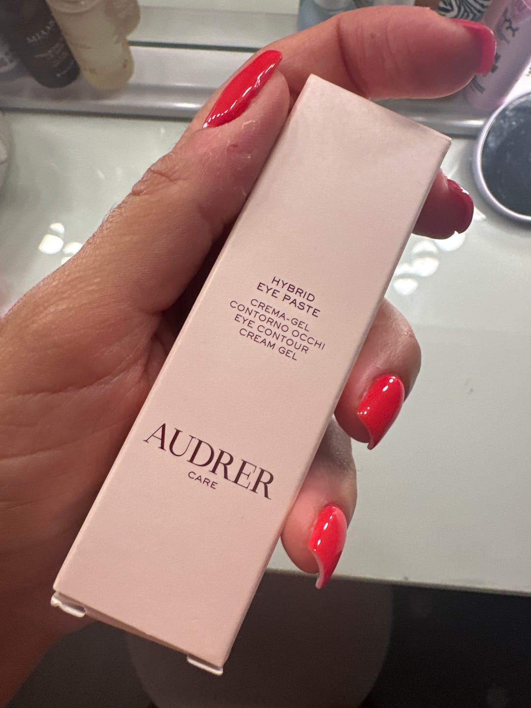 Customer photo review of Hybrid Eye Paste