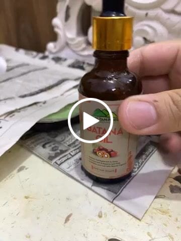 Customer video review of Batana oil - Revitalize your hair, Great nourishing effects & Improve dry hair
