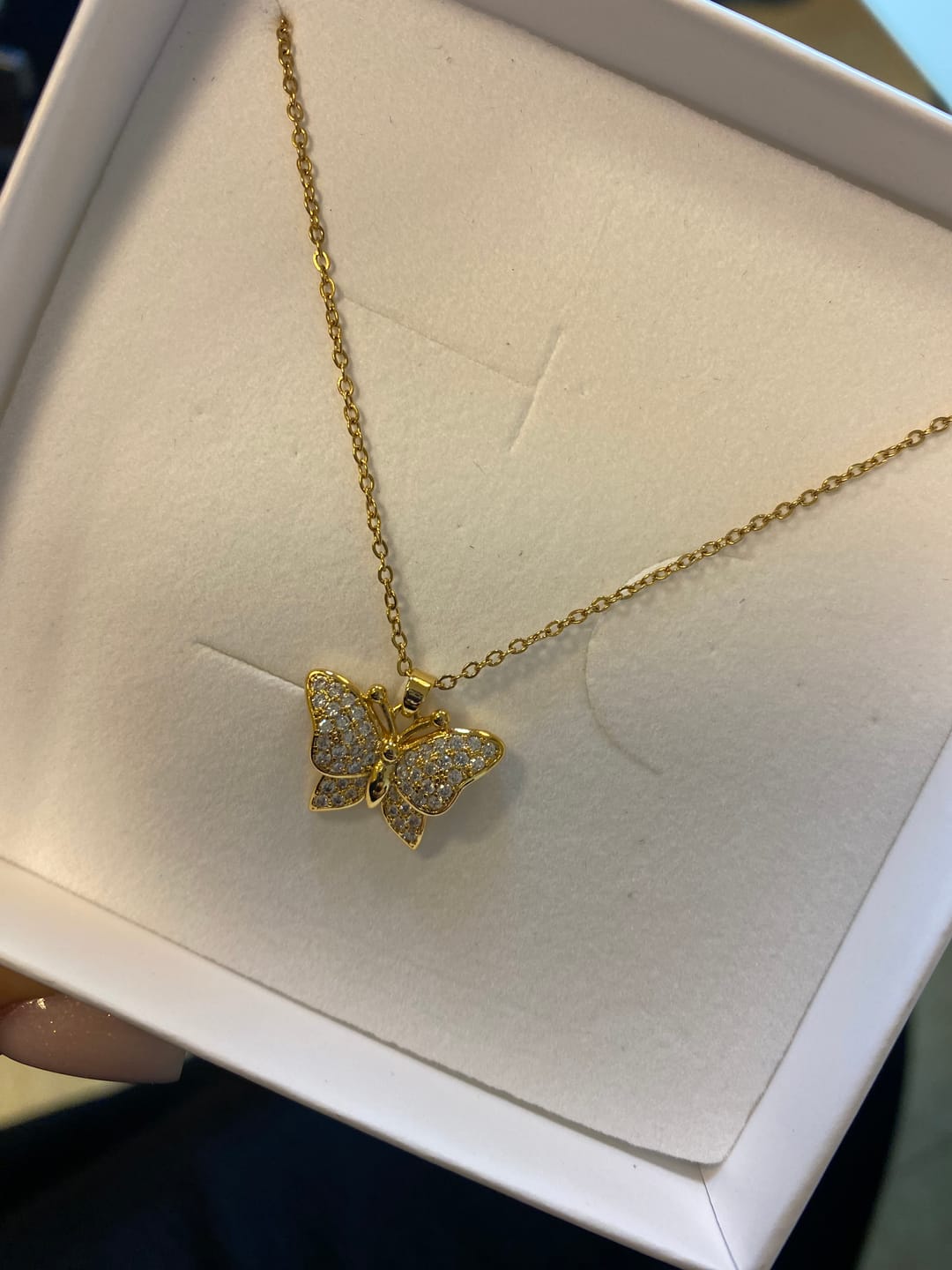 Customer photo review of Butterfly Kette 14K Vergoldet