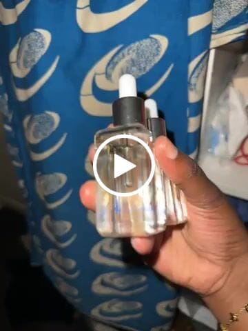 Customer video review of Bby Powder Fine Perfume Oil