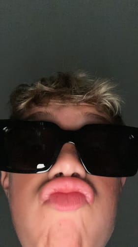 Customer photo review of OFF WHITE - VIRGIL OCCHIALI DA SOLE