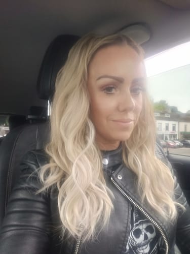 Customer photo review of 14" Wavy Clip In Hair Extensions