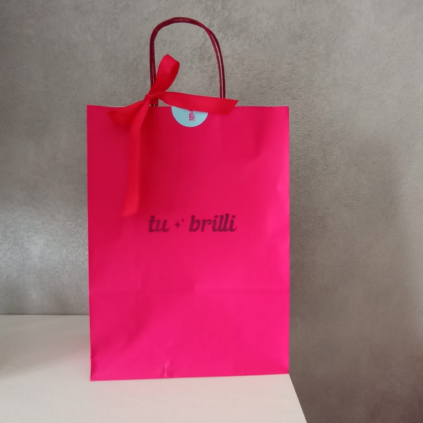 Customer photo review of BRILLA DELLA TUA STESSA LUCE | Sparkle Mirror