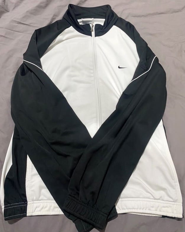 Customer photo review of Nike Vintage Track Jacket RARE 2000s (L)