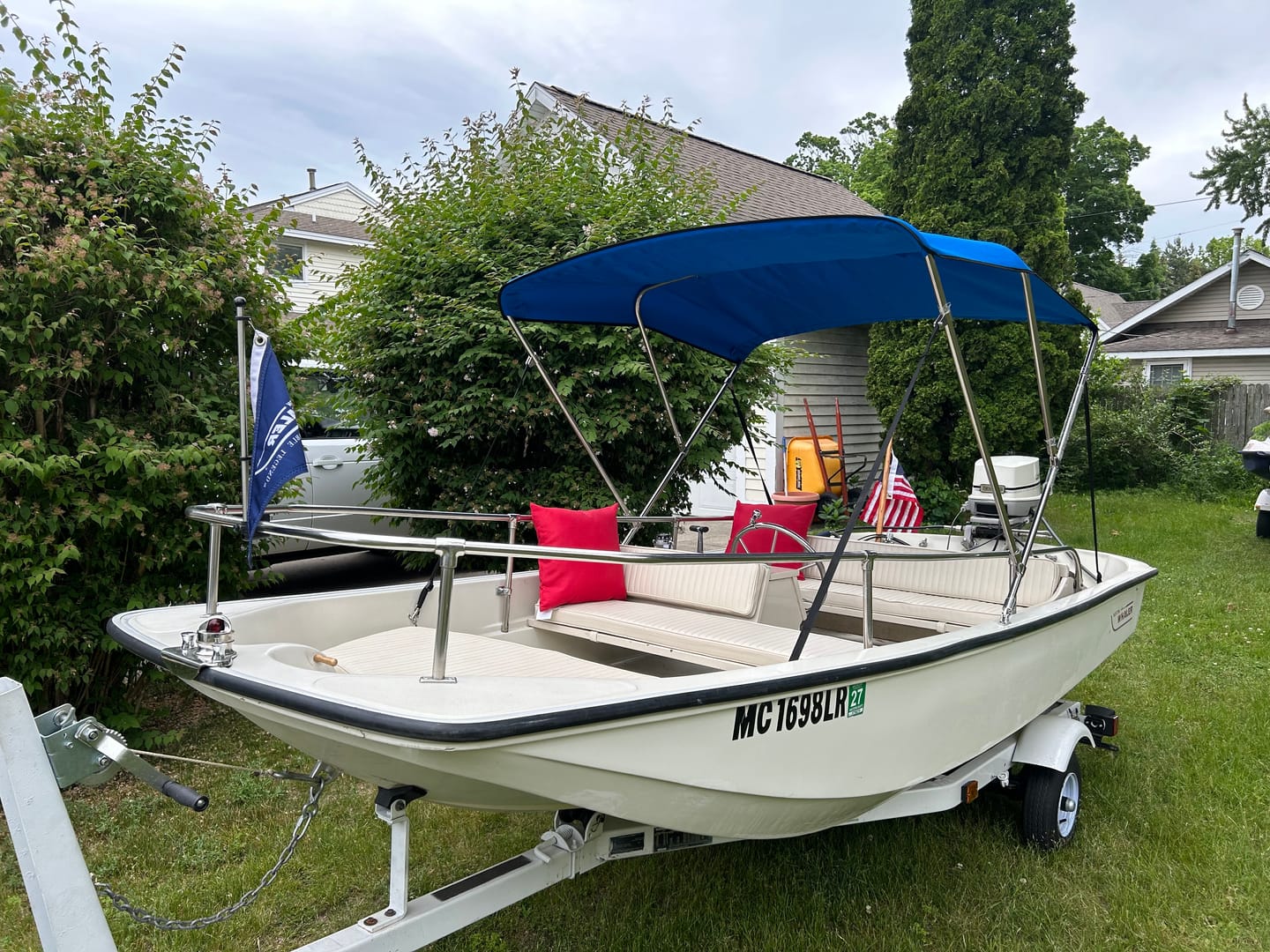 Customer photo review of Boston Whaler 13' Super Sport Complete Cushion Set