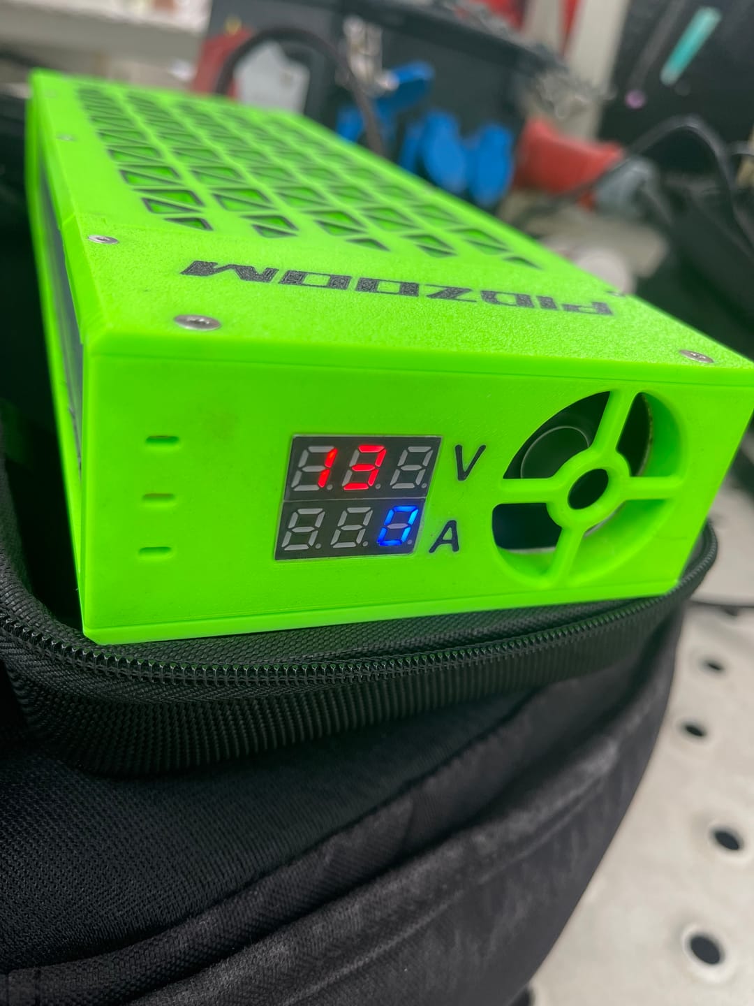 Customer photo review of Fast Charger HW170