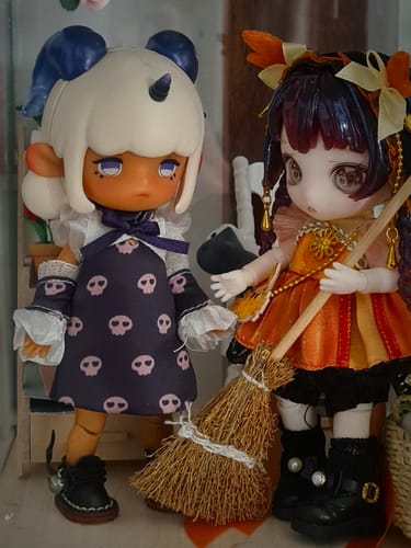 Customer photo review of LuckyDoll 1/12 BJD Figure Clothes Cheongsam