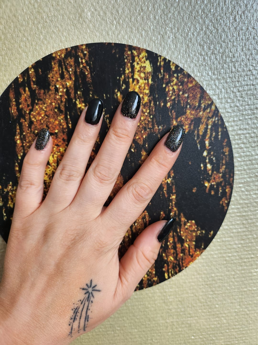 Customer photo review of Sapphire Black Dipping Powder
