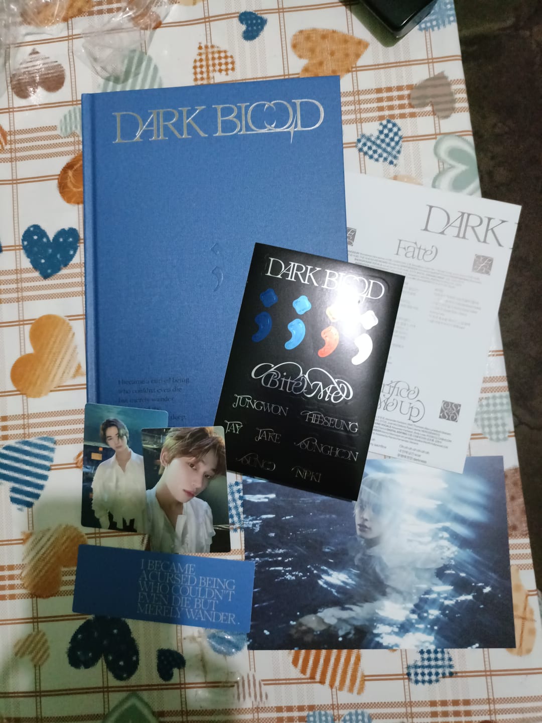 Customer photo review of ENHYPEN - DARK BLOOD ALBUM