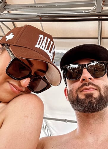 Customer photo review of DALLAS SNAPBACK - BROWN EDITION (LIMITED)