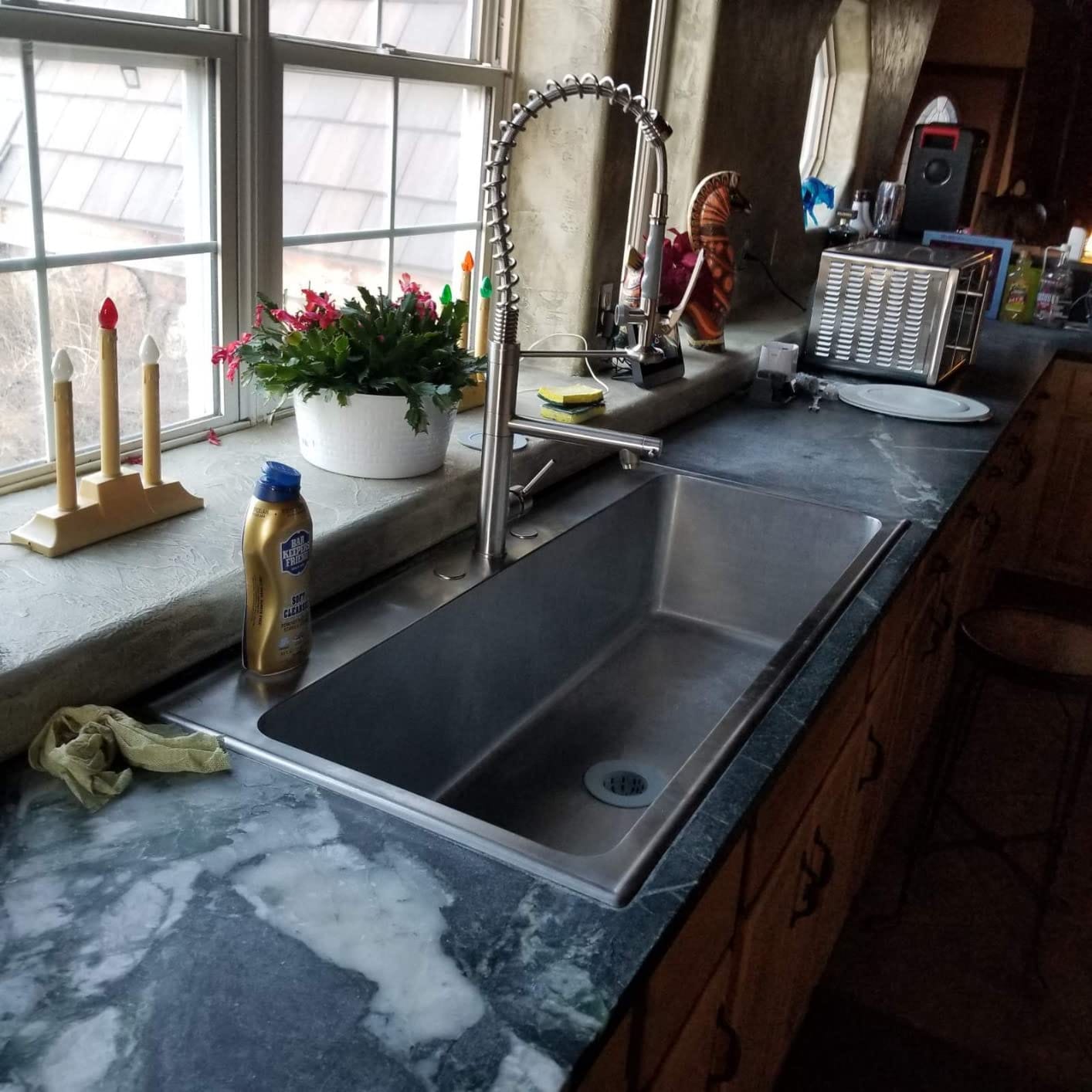 Customer photo review of Gothenburg - Pull Down Spray Dual Handle Swivel Spout Kitchen Faucet