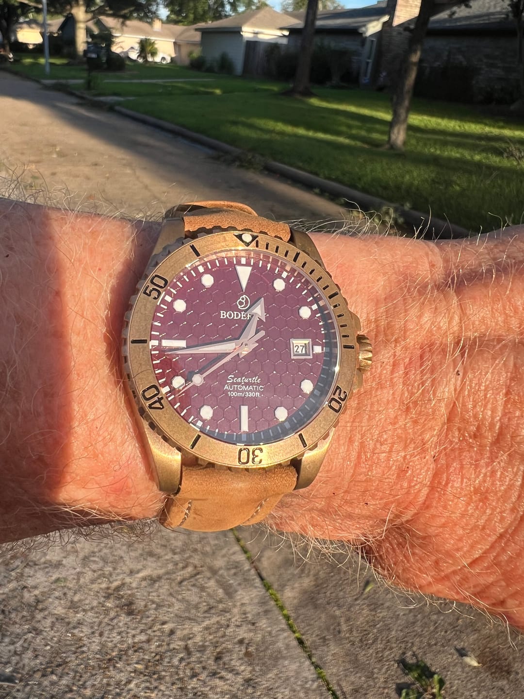 Customer photo review of SEATURTLE.OCEAN(BRONZE) - Automatic Bronze Diver Watch | Red/FKM Rubber